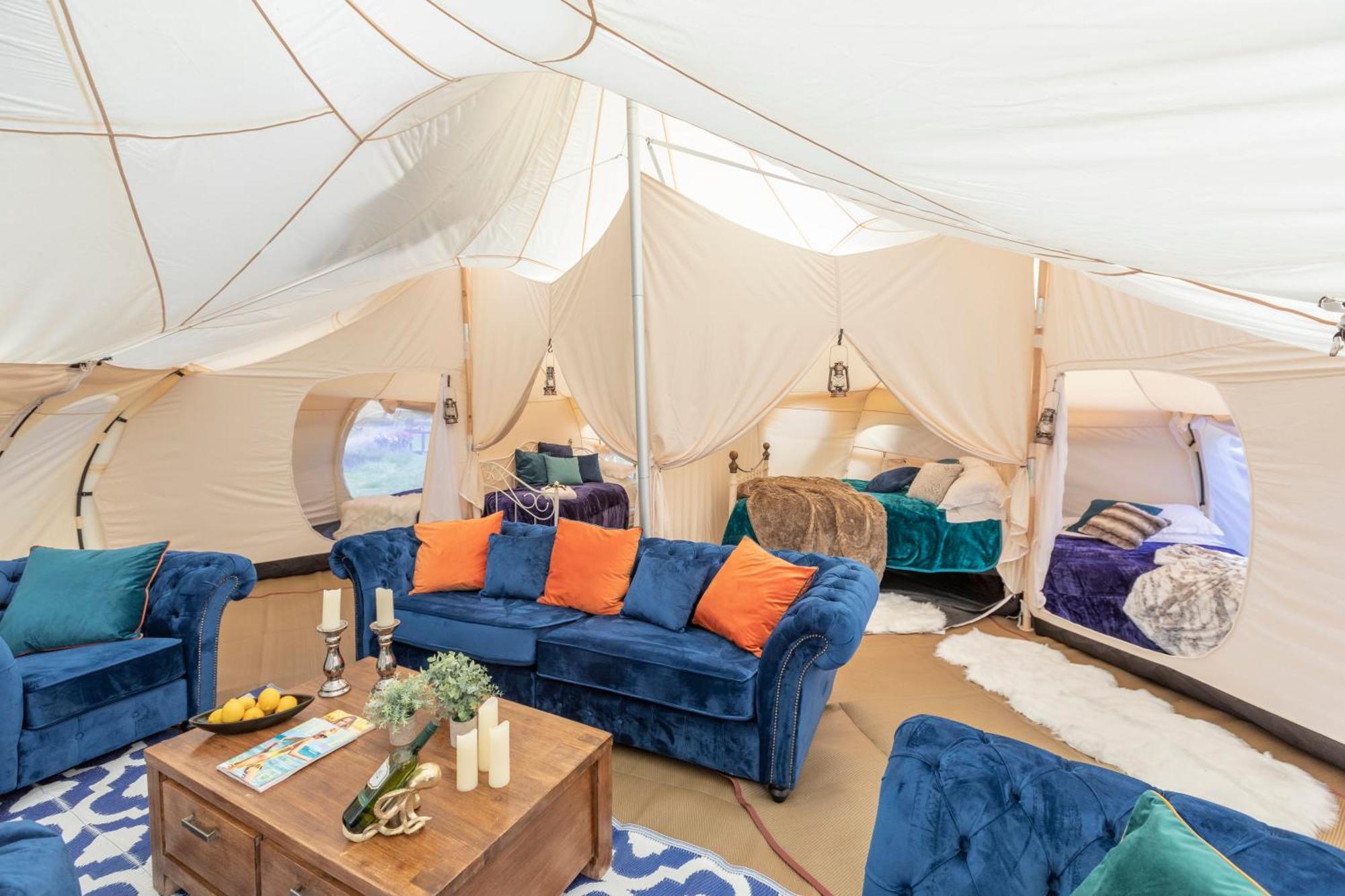 Stargazer Glamping Uk The Mahal 8 People Hotel Ross-on-Wye Bagian luar foto
