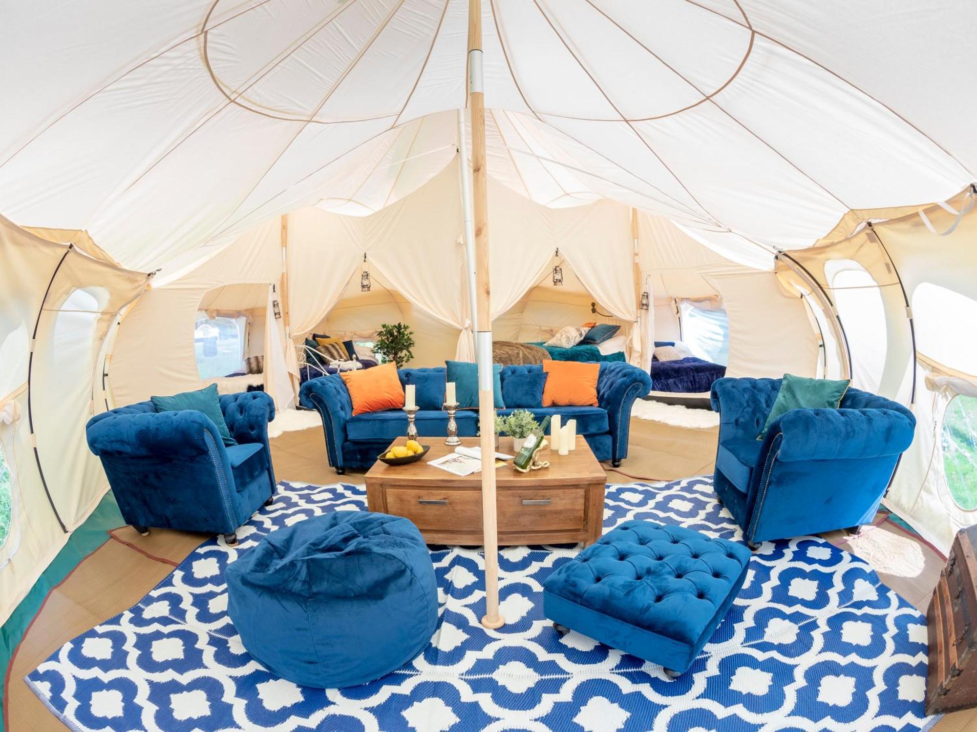 Stargazer Glamping Uk The Mahal 8 People Hotel Ross-on-Wye Bagian luar foto